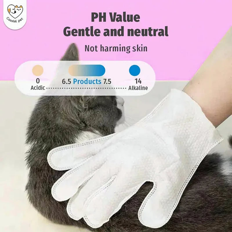 Cassiel Pet neutral pH glove wipe used on a cat